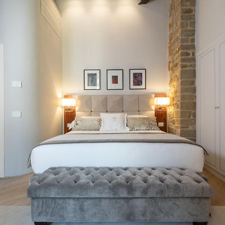 Donati Luxury Tower Suites Florens Exteriör bild