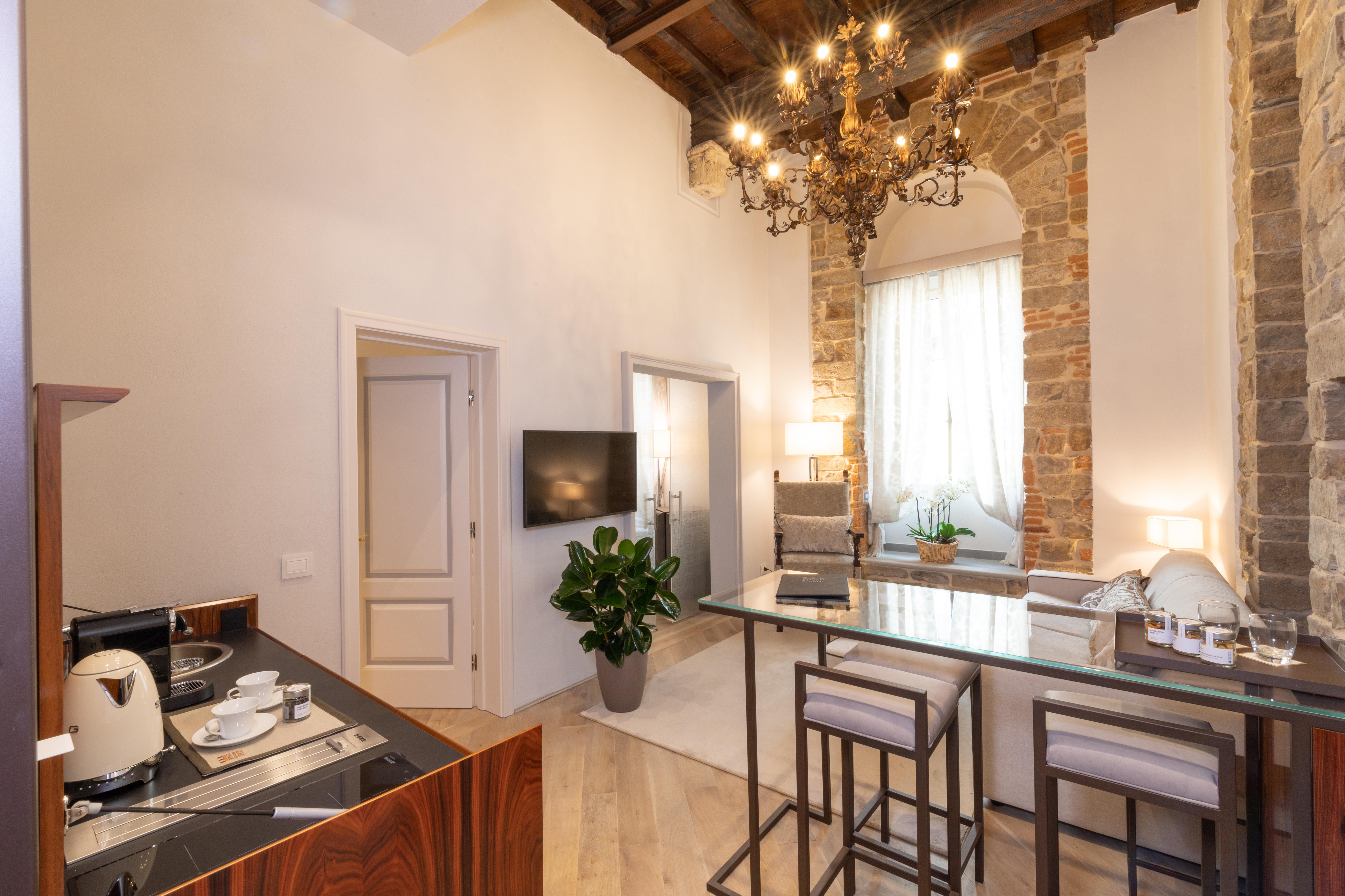 Donati Luxury Tower Suites Florens Exteriör bild