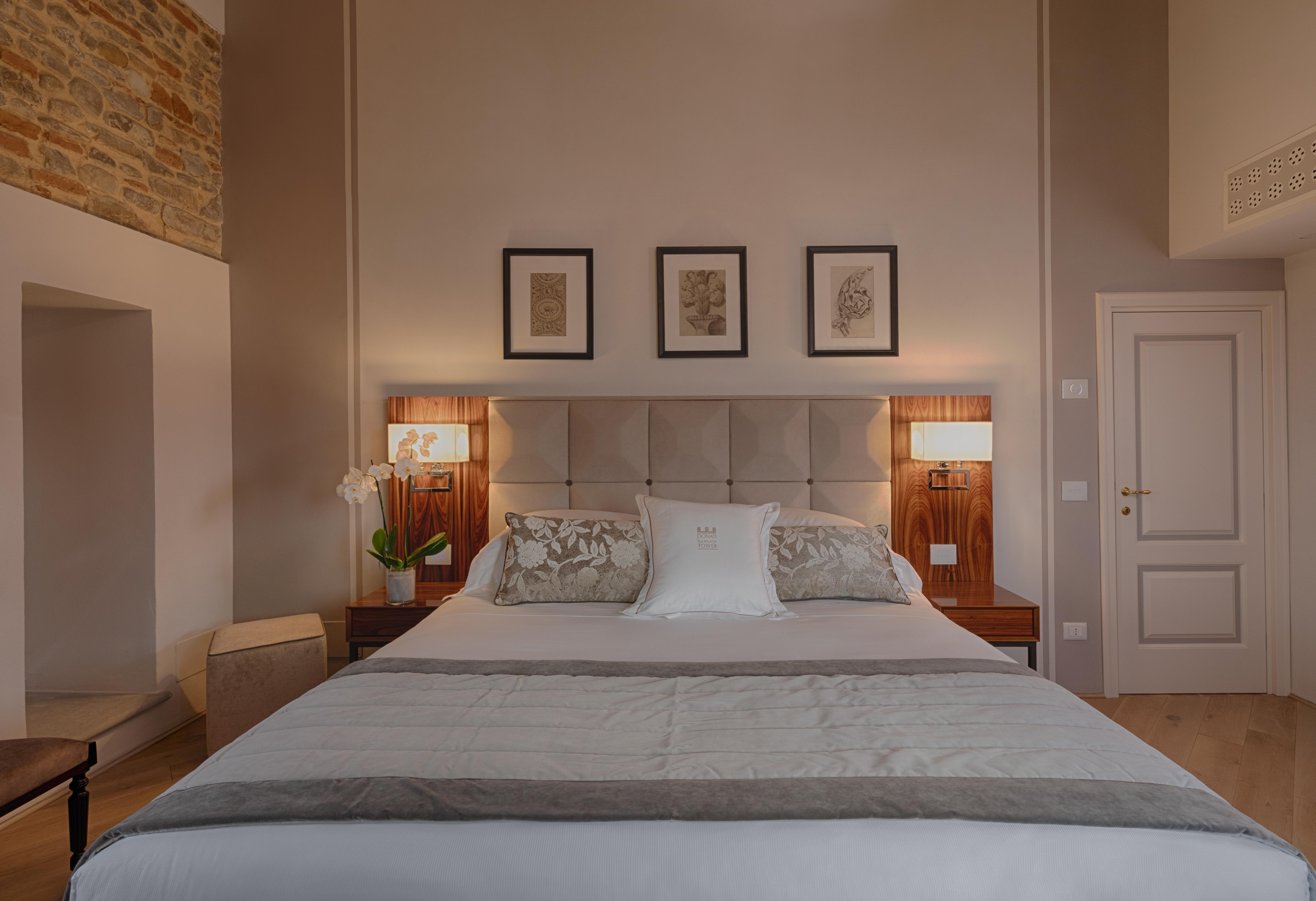 Donati Luxury Tower Suites Florens Exteriör bild