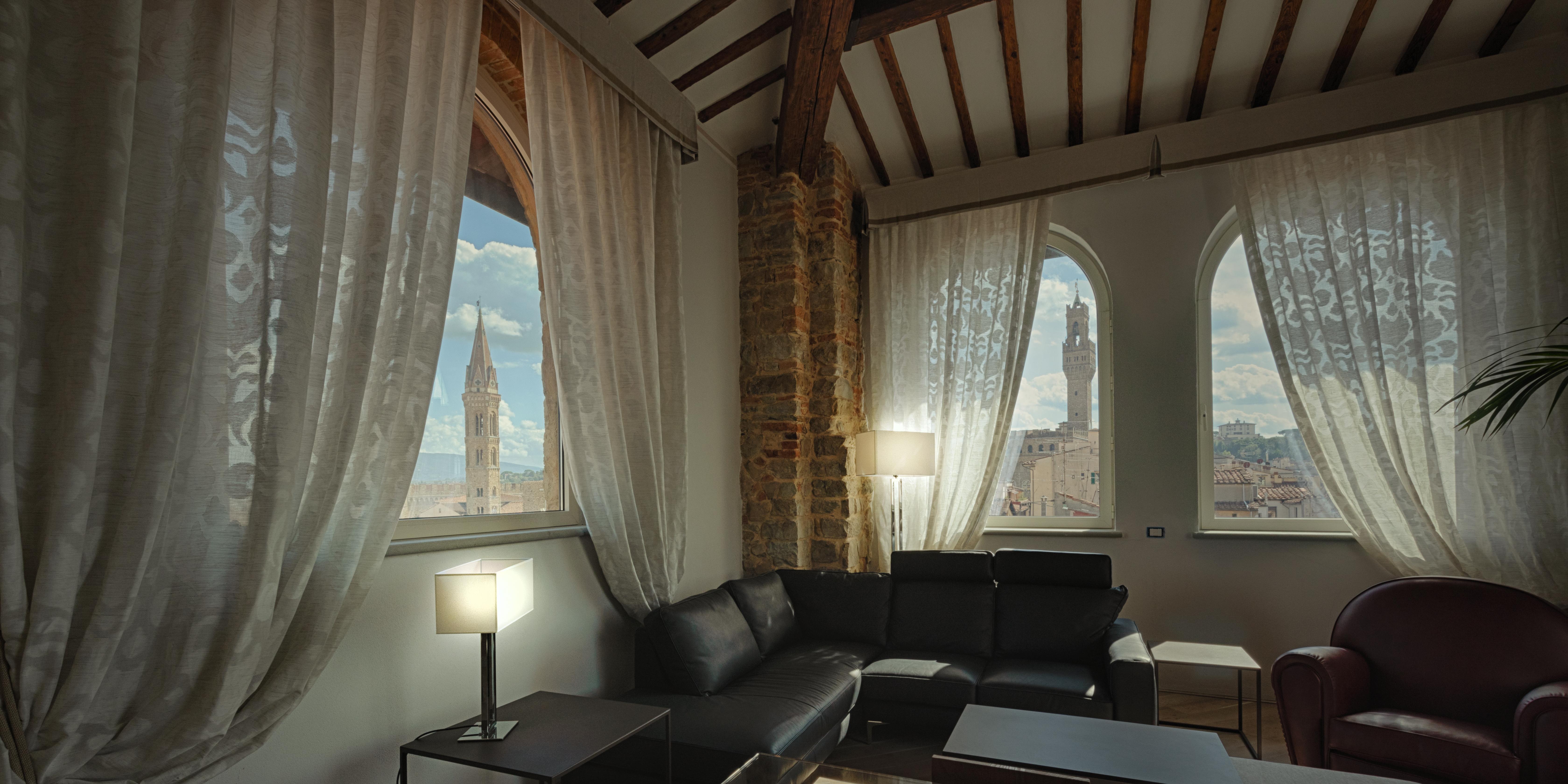 Donati Luxury Tower Suites Florens Exteriör bild