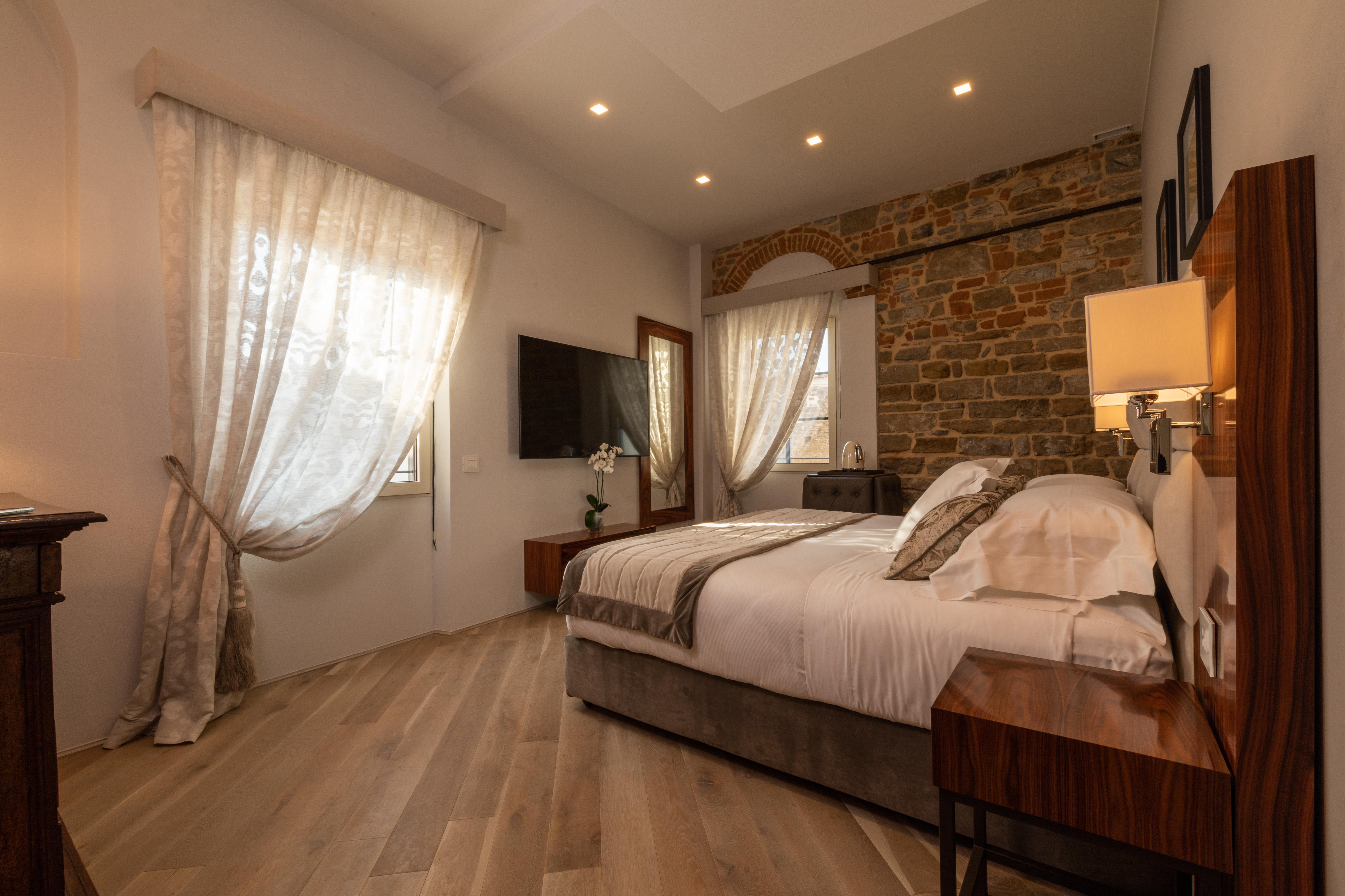 Donati Luxury Tower Suites Florens Exteriör bild