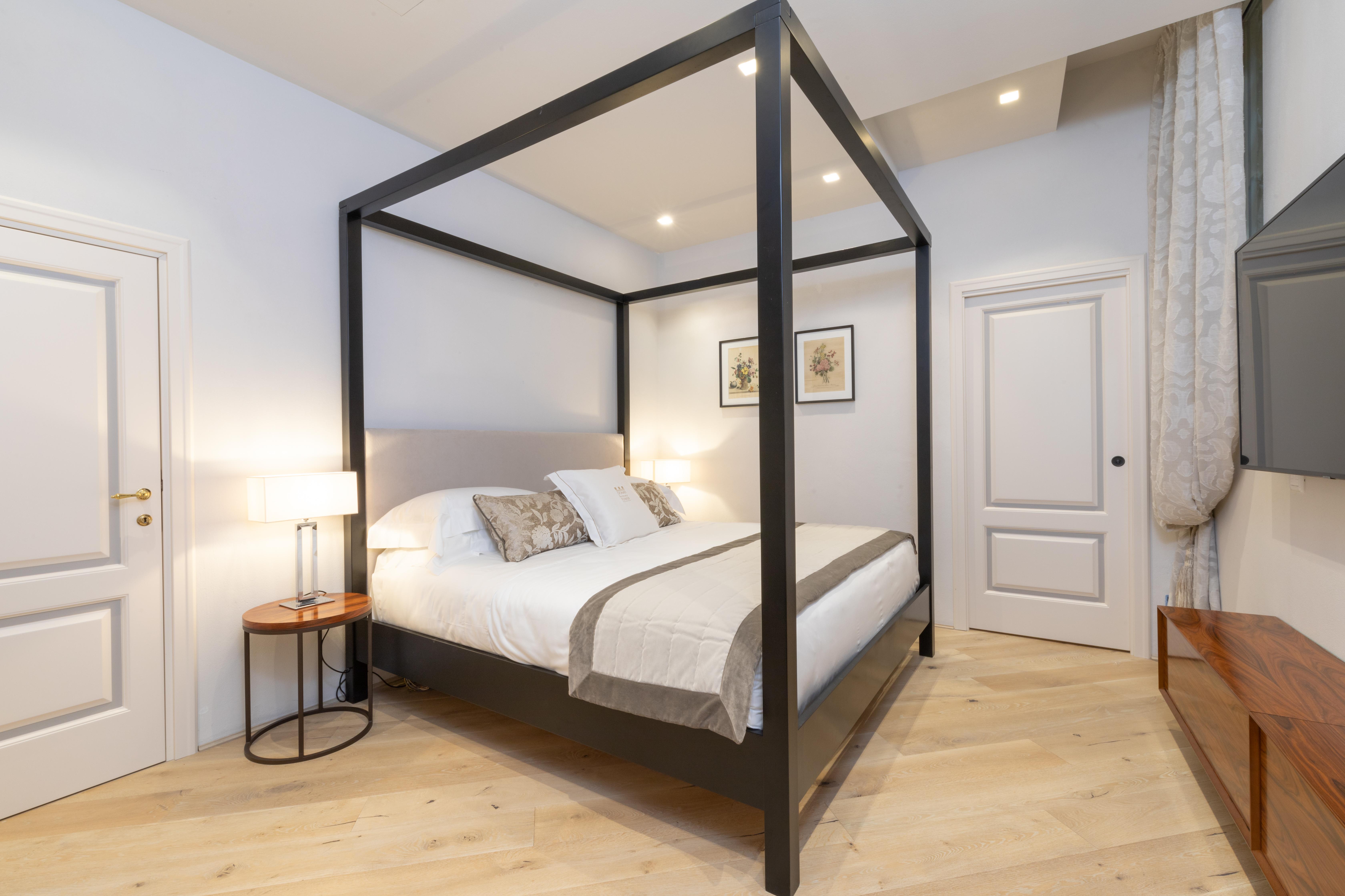 Donati Luxury Tower Suites Florens Exteriör bild