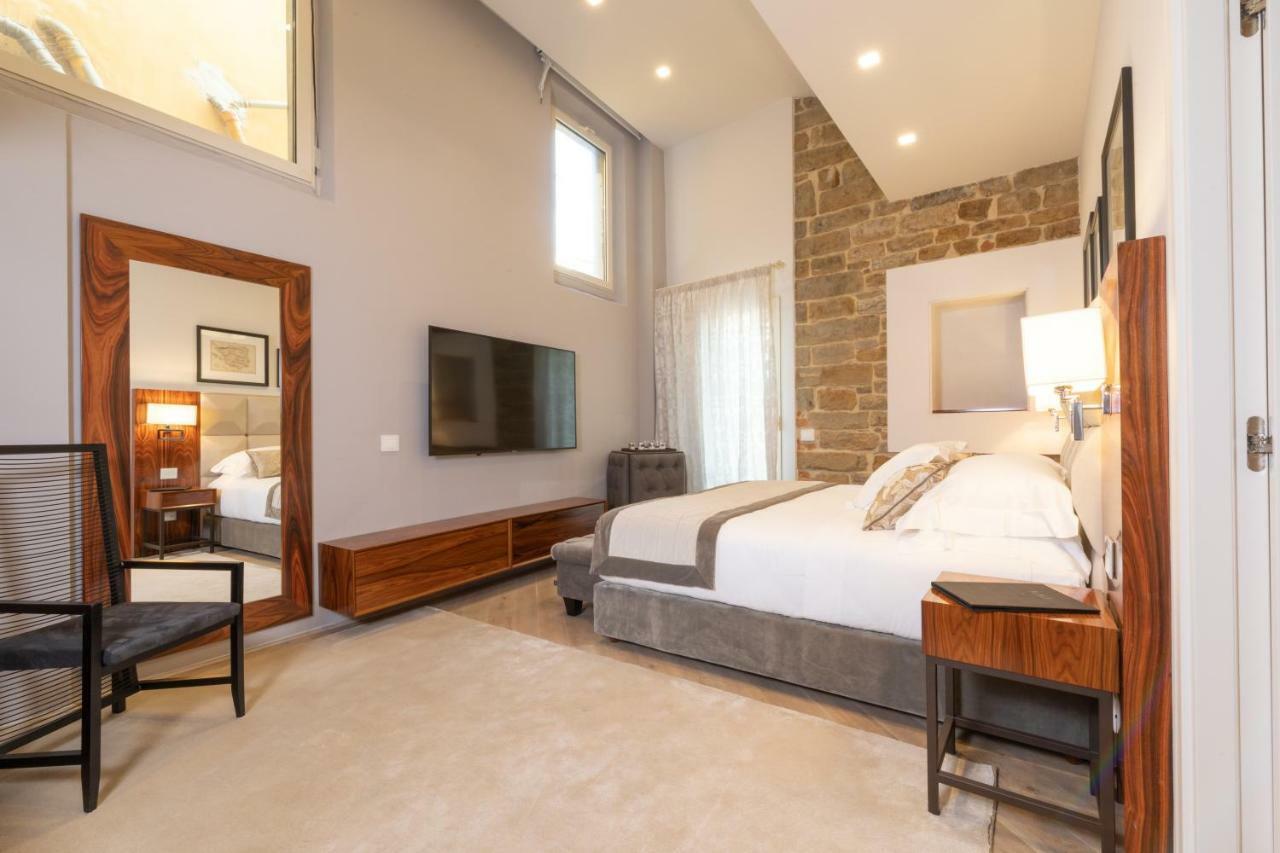 Donati Luxury Tower Suites Florens Exteriör bild